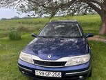 Renault Laguna-10