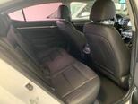 Hyundai Elantra-9