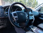 Toyota Land Cruiser-5