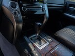 Toyota Land Cruiser-7