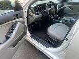 Kia K5-12