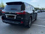 Lexus LX 450d-10