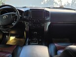 Toyota Land Cruiser-8