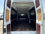 Ford Transit-8