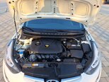 Hyundai Elantra-13