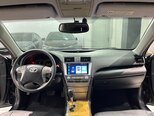 Toyota Camry-12