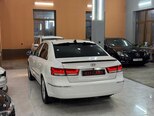 Hyundai Sonata-16