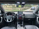 Kia Sorento-11