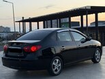 Hyundai Elantra-11