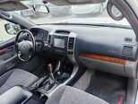 Toyota Land Cruiser Prado-23