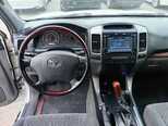 Toyota Land Cruiser Prado-17