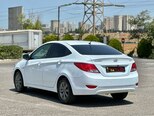 Hyundai Accent-6