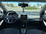 Hyundai Accent-11