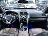 Ford Explorer-8