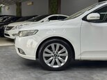 Kia Cerato-5
