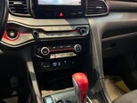 Hyundai Veloster-14