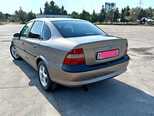 Opel Vectra-10