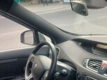 Renault Megane-10
