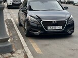 Hyundai Sonata-1
