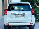 Toyota Land Cruiser Prado-11