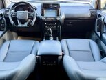 Toyota Land Cruiser Prado-19