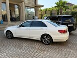 Mercedes E 220 d-5
