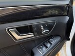 Mercedes E 220 d-17