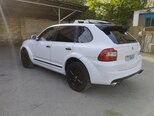 Porsche Cayenne-8
