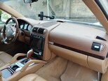 Porsche Cayenne-4