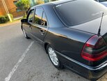 Mercedes C 220 d-13