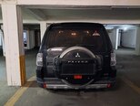 Mitsubishi Pajero-2