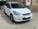 Hyundai Accent-7