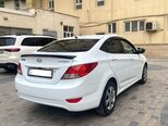 Hyundai Accent-8