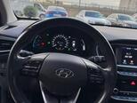 Hyundai IONIQ-12