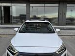 Hyundai IONIQ-1