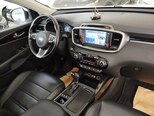 Kia Sorento-9
