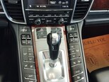 Porsche Panamera 4S-10
