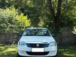 Renault Logan-1