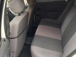 Renault Logan-6