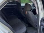 Volkswagen Jetta-13
