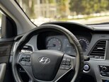 Hyundai Sonata-12