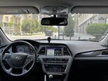 Hyundai Sonata-11