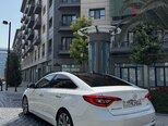 Hyundai Sonata-5