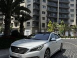 Hyundai Sonata-4