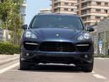 Porsche Cayenne-8