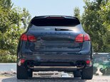 Porsche Cayenne-16