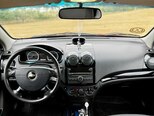 Chevrolet Aveo-5