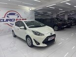 Toyota Aqua-3
