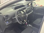 Toyota Aqua-8
