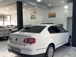 Volkswagen Passat-6